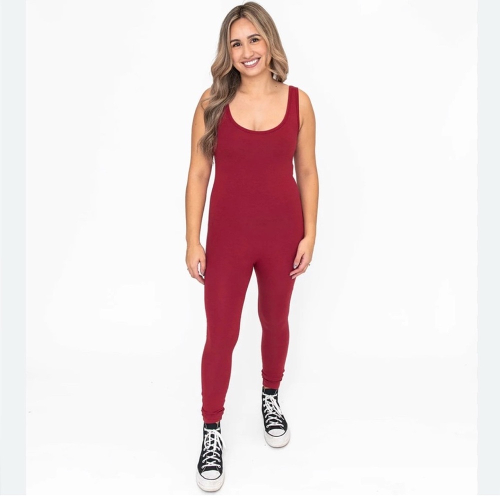 B4-88- Smash + Tess Scarlet Red STAR WARS Romper